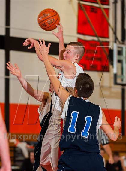 Thumbnail 1 in Putnam Valley vs. Pawling photogallery.