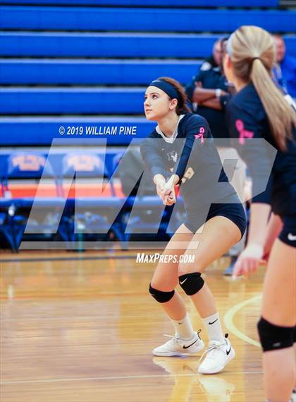 Thumbnail 2 in Millbrook vs. Burke Catholic (Section 9 Class C Final) photogallery.