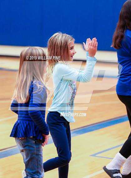 Thumbnail 1 in Millbrook vs. Burke Catholic (Section 9 Class C Final) photogallery.
