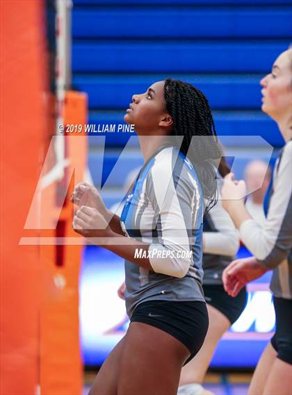 Thumbnail 3 in Millbrook vs. Burke Catholic (Section 9 Class C Final) photogallery.