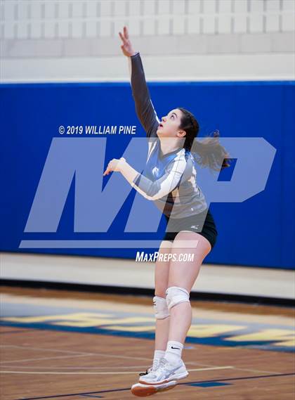 Thumbnail 3 in Millbrook vs. Burke Catholic (Section 9 Class C Final) photogallery.