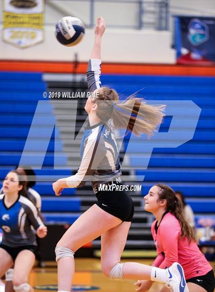 Thumbnail 1 in Millbrook vs. Burke Catholic (Section 9 Class C Final) photogallery.