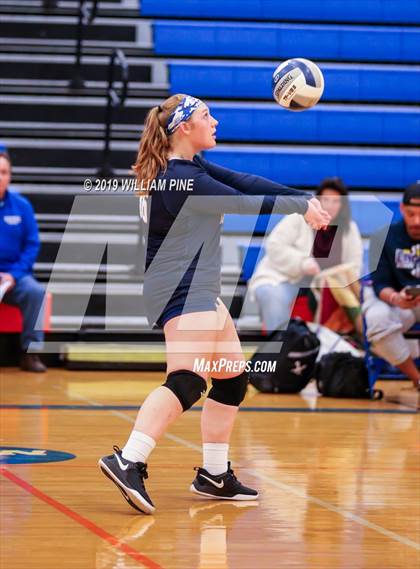 Thumbnail 1 in Millbrook vs. Burke Catholic (Section 9 Class C Final) photogallery.