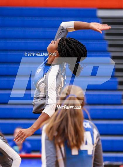 Thumbnail 3 in Millbrook vs. Burke Catholic (Section 9 Class C Final) photogallery.