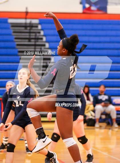 Thumbnail 1 in Millbrook vs. Burke Catholic (Section 9 Class C Final) photogallery.