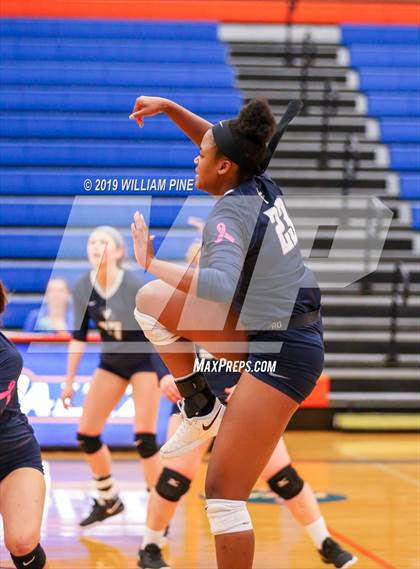 Thumbnail 3 in Millbrook vs. Burke Catholic (Section 9 Class C Final) photogallery.