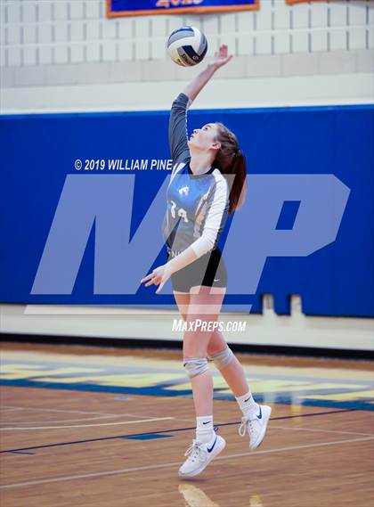 Thumbnail 2 in Millbrook vs. Burke Catholic (Section 9 Class C Final) photogallery.