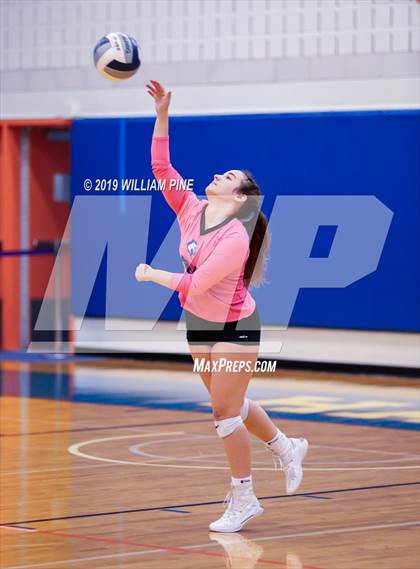 Thumbnail 3 in Millbrook vs. Burke Catholic (Section 9 Class C Final) photogallery.