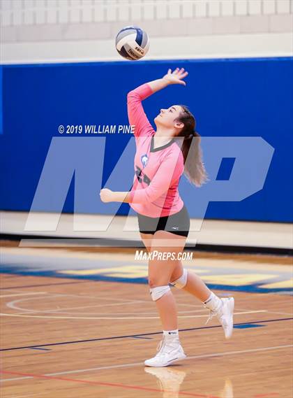 Thumbnail 1 in Millbrook vs. Burke Catholic (Section 9 Class C Final) photogallery.