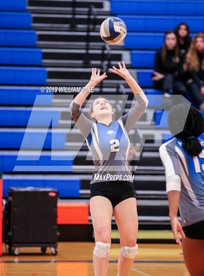 Thumbnail 3 in Millbrook vs. Burke Catholic (Section 9 Class C Final) photogallery.