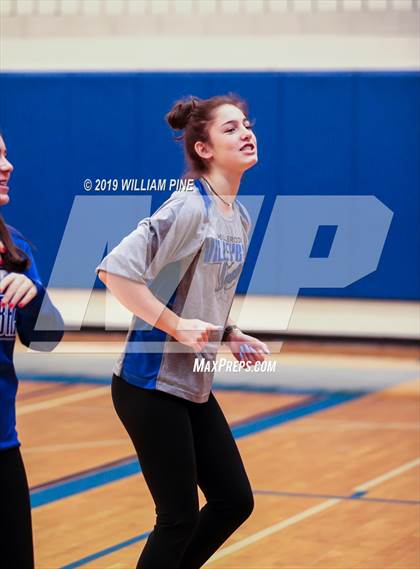 Thumbnail 3 in Millbrook vs. Burke Catholic (Section 9 Class C Final) photogallery.