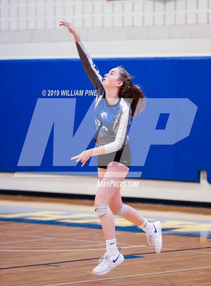 Thumbnail 3 in Millbrook vs. Burke Catholic (Section 9 Class C Final) photogallery.