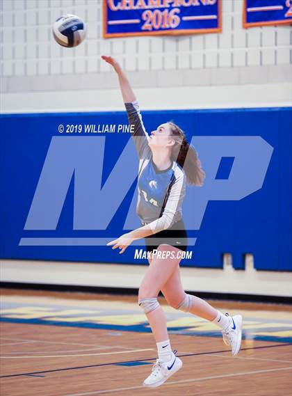 Thumbnail 3 in Millbrook vs. Burke Catholic (Section 9 Class C Final) photogallery.