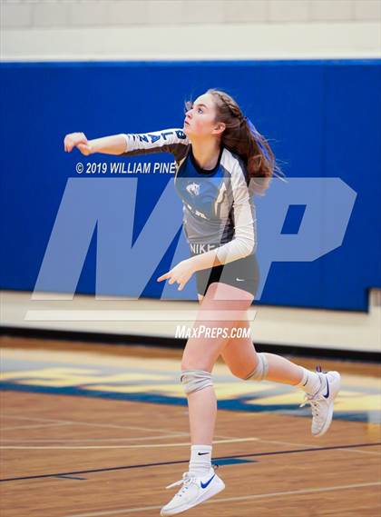 Thumbnail 3 in Millbrook vs. Burke Catholic (Section 9 Class C Final) photogallery.