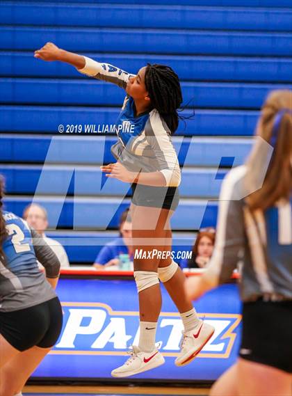 Thumbnail 3 in Millbrook vs. Burke Catholic (Section 9 Class C Final) photogallery.