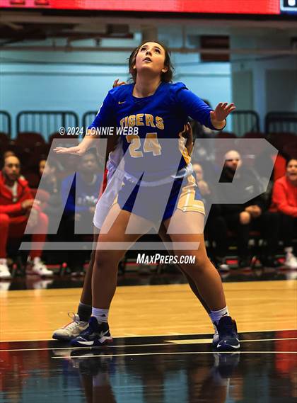 Thumbnail 2 in Hamilton vs North Salem (NYSPHSAA Section 1 Class C Semifinal) photogallery.