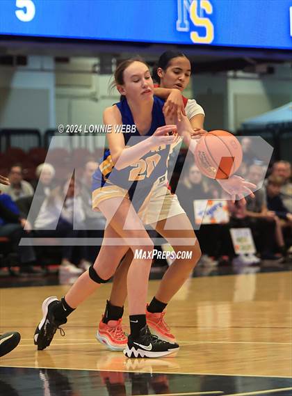 Thumbnail 3 in Hamilton vs North Salem (NYSPHSAA Section 1 Class C Semifinal) photogallery.