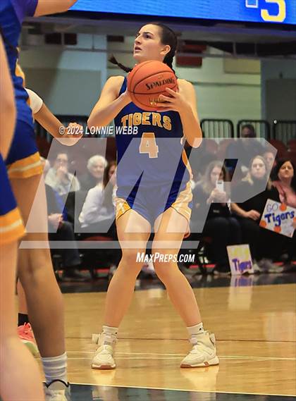Thumbnail 3 in Hamilton vs North Salem (NYSPHSAA Section 1 Class C Semifinal) photogallery.