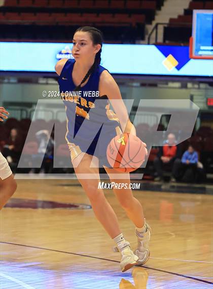 Thumbnail 2 in Hamilton vs North Salem (NYSPHSAA Section 1 Class C Semifinal) photogallery.