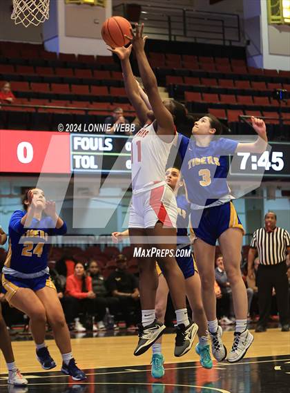 Thumbnail 2 in Hamilton vs North Salem (NYSPHSAA Section 1 Class C Semifinal) photogallery.