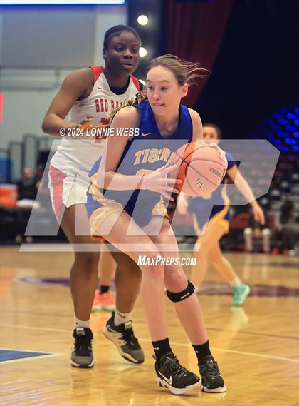 Thumbnail 3 in Hamilton vs North Salem (NYSPHSAA Section 1 Class C Semifinal) photogallery.
