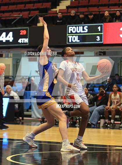 Thumbnail 1 in Hamilton vs North Salem (NYSPHSAA Section 1 Class C Semifinal) photogallery.