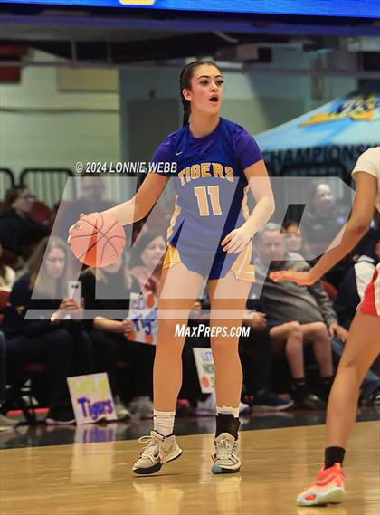 Thumbnail 1 in Hamilton vs North Salem (NYSPHSAA Section 1 Class C Semifinal) photogallery.