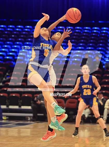 Thumbnail 2 in Hamilton vs North Salem (NYSPHSAA Section 1 Class C Semifinal) photogallery.