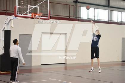 Thumbnail 2 in SPIRE Institute's 7-foot-7 Robert Bobroczky photogallery.