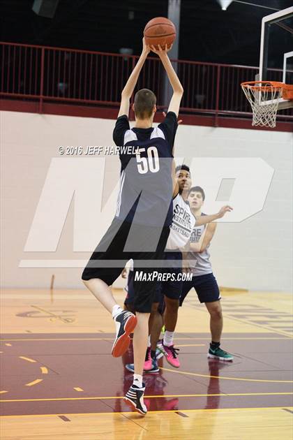 Thumbnail 1 in SPIRE Institute's 7-foot-7 Robert Bobroczky photogallery.