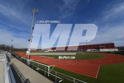 Thumbnail 1 in SPIRE Institute's 7-foot-7 Robert Bobroczky photogallery.
