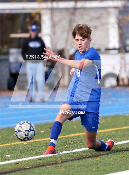 Thumbnail 3 in Mount Greylock Regional @ Bromfield (MIAA Division 5 Quarterfinal) photogallery.