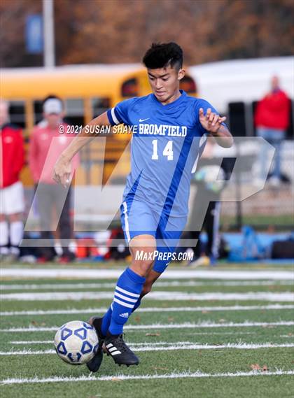 Thumbnail 1 in Mount Greylock Regional @ Bromfield (MIAA Division 5 Quarterfinal) photogallery.