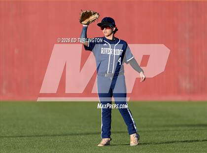 Thumbnail 2 in River Ridge @ Lassiter photogallery.