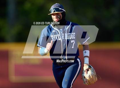 Thumbnail 1 in River Ridge @ Lassiter photogallery.