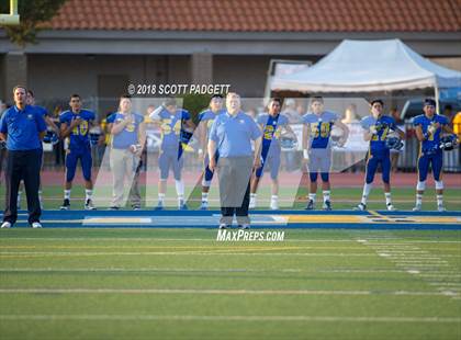 Thumbnail 1 in Sweetwater @ San Pasqual photogallery.