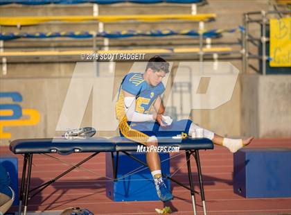 Thumbnail 2 in Sweetwater @ San Pasqual photogallery.