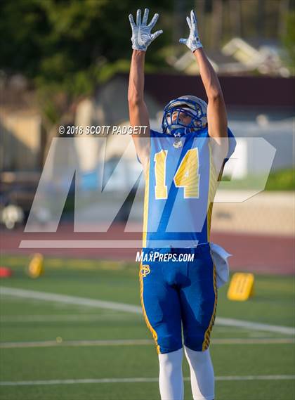 Thumbnail 1 in Sweetwater @ San Pasqual photogallery.