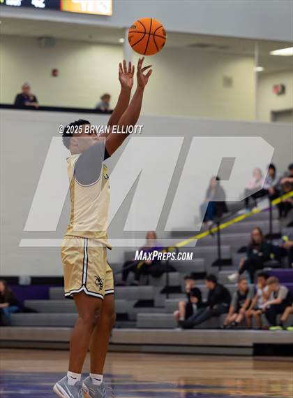 Thumbnail 2 in Calhoun @ Gilmer photogallery.