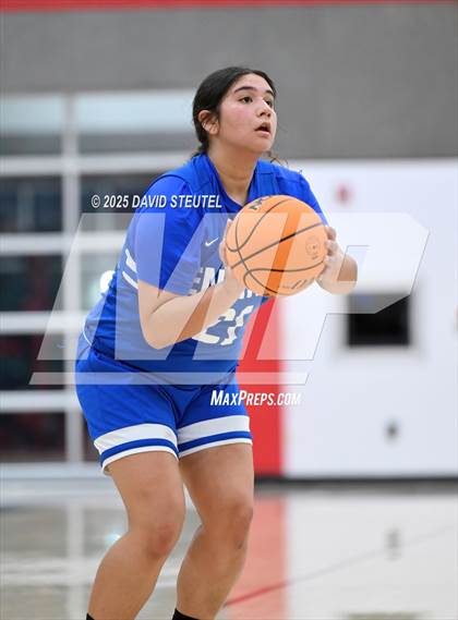 Thumbnail 2 in Encinal @ Woodland Christian (CIF State D5 NorCal Final) photogallery.