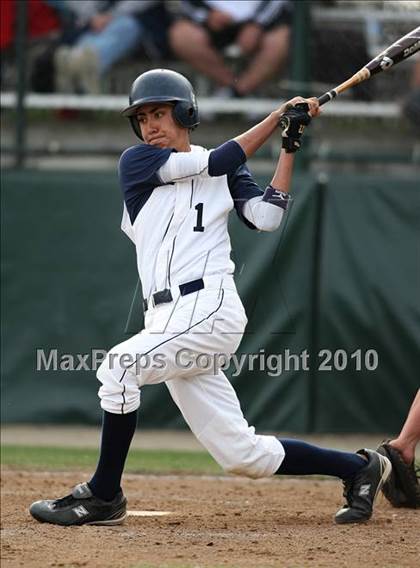 Thumbnail 3 in Pleasant Grove vs. North (Fresno Easter Classic) photogallery.