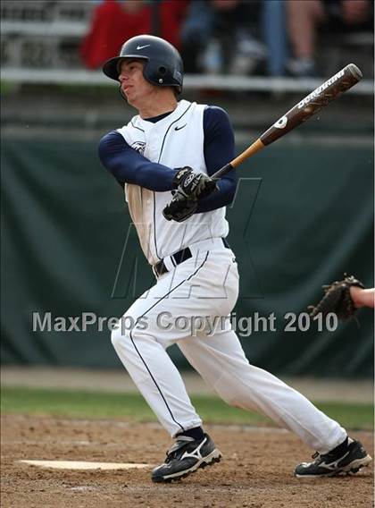 Thumbnail 3 in Pleasant Grove vs. North (Fresno Easter Classic) photogallery.