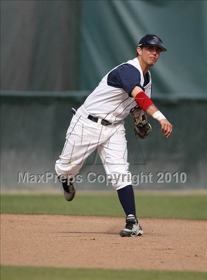 Thumbnail 2 in Pleasant Grove vs. North (Fresno Easter Classic) photogallery.