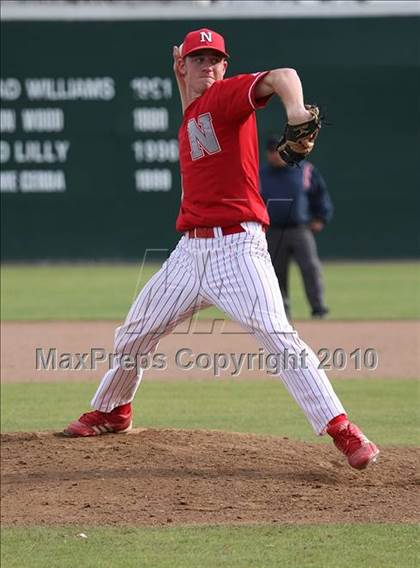 Thumbnail 2 in Pleasant Grove vs. North (Fresno Easter Classic) photogallery.