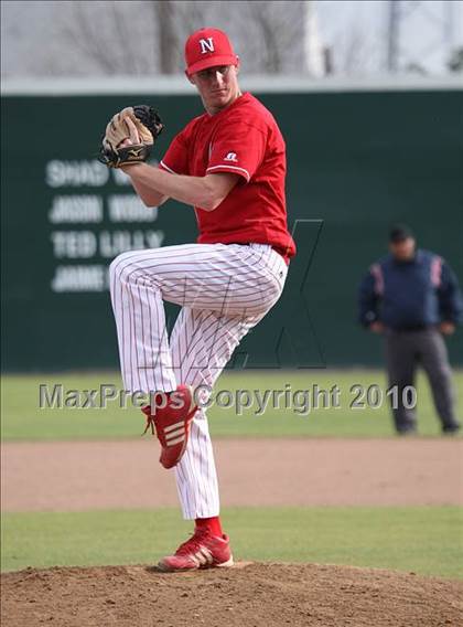 Thumbnail 2 in Pleasant Grove vs. North (Fresno Easter Classic) photogallery.
