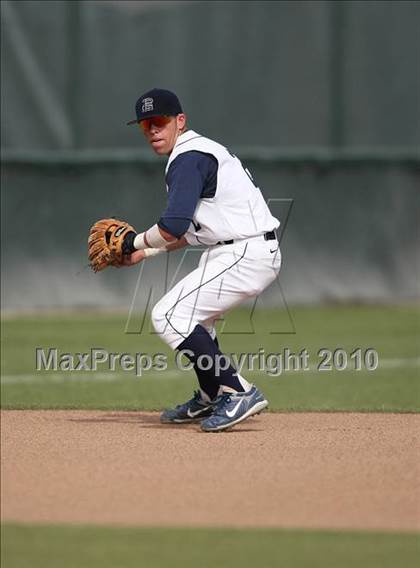 Thumbnail 2 in Pleasant Grove vs. North (Fresno Easter Classic) photogallery.