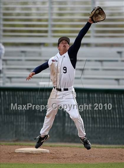 Thumbnail 1 in Pleasant Grove vs. North (Fresno Easter Classic) photogallery.