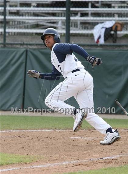 Thumbnail 2 in Pleasant Grove vs. North (Fresno Easter Classic) photogallery.