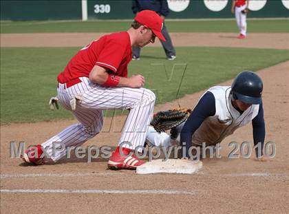 Thumbnail 3 in Pleasant Grove vs. North (Fresno Easter Classic) photogallery.