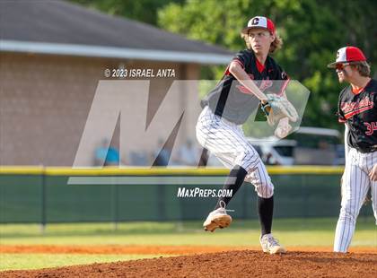 Thumbnail 3 in Carrollwood Day @ Tampa Catholic photogallery.